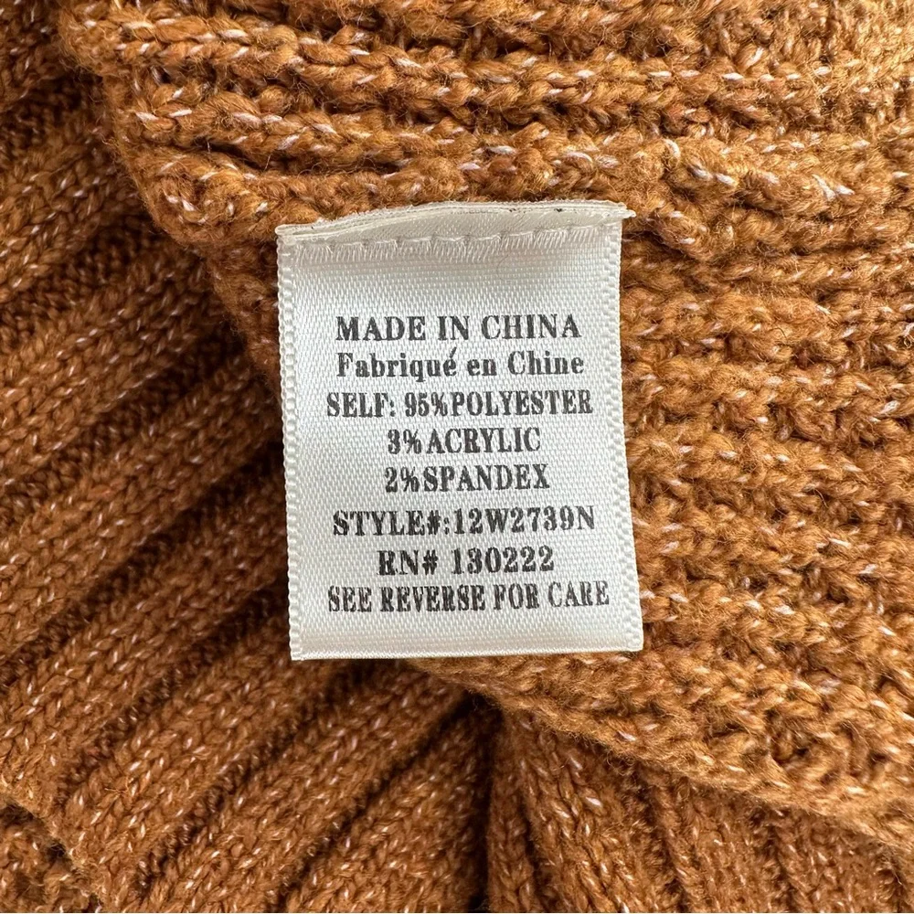 New In Camel Knit Sweater size Small Button Detail Long Sleeves NWT V Neck